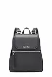 Calvin Klein Damen Novelty Key Item Backpack Reyna Neuheit Schlüsselartikel Flap Rucksack, Schwarz/Silber Hampton Pebble, Einheitsgröße