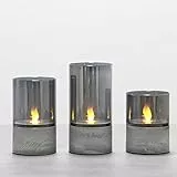 Fanna 3 Grau Flammenlose LED Flackernde Kerzen im Glas Industrieller Stil, Glaswindlichter mit Timerfunktion für Weihnachten und Deko Wohnzimmer, Warmweiße Licht - H 10/12,5/15 cm