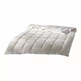 Traumschlaf Baumwolldecke KBA medium - Ganzjahresdecke aus 100% Baumwolle - atmungsaktiv & feuchtigkeitsregulierend - natürlich weich - waschbar bis 60°C - 135x200 cm