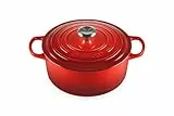 Le Creuset Signature Gusseisen-Bräter mit Deckel, Ø 26 cm, Rund, Für alle Herdarten und Induktion geeignet, Volumen: 5,3 l, 5,135 kg, Kirschrot, 21177260602430