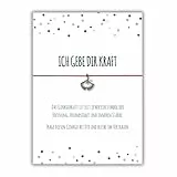 Glücksschmiedin – Kraft Geschenk Armband mit Ginkgo-Anhänger & Spruchkarte – Mutmacher & Glücksbringer für Prüfungen & Herausforderungen – Handgefertigt in Deutschland