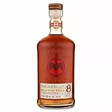 BACARDÍ Reserva 8 Jahre alter Premium Caribbean Rum, 40% Vol., 70 cl/700 ml, im Eichenfass gereifter Karibik-Rum, 8 Jahre unter karibischer Sonne gelagert, ideal als Geschenk
