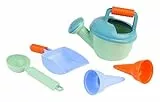 LENA Gießkanne mit Zubehör 5-teilig - Spielzeug Gießkanne mit rutschfestem Griff (0,5 l), Mehlschaufel, Eislöffel & 2 Eiswaffeln, TÜV Zertifiziert, Sandspielzeug für Kinder ab 12 Monate