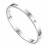 JewelryWe Schmuck Damen Armreif Edelstahl Zirkonia Herz Prägung Armband 6mm breit mit Schließe Armspange Gravur Länge 18cm Silber