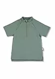 Sterntaler Badeshirt Kurzarm Uni – UV-Schutz 50+ Schwimmshirt – Unisex Beachwear schnelltrocknend – Kinder Rashguard mit Reißverschluss & Kinnschutz – mattgrün, Größe 92