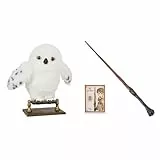 Wizarding World Harry Potter - Interaktive Plüsch-Eule Hedwig mit über 15 Geräuschen und Bewegungen & uthentischer Harry Potter Zauberstab aus Kunststoff mit Zauberspruch-Karte