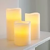 Lights4fun 3er Set LED Echtwachskerzen Timerfunktion LED Kerzen flackernde Flamme Klassisch batteriebetrieben Deko Wohnzimmer Stumpenkerzen elektrisch [Energieklasse A++]