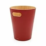 Umbra Woodrow Abfalleimer – Zweifarbiger Holz Papierkorb für Büro, Badezimmer, Wohnzimmer und Mehr, 7,5l Fassungsvermögen, rot/natur
