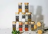 EVN Smart Gewürzgläser Eckig mit Deckel 12er Set - Gewürzbehälter mit Streueinsatz - schwarze Etiketten auf Deutsch - Gewürz Organiser - Gewürzdosen mit Holzdeckel 120 ml - mit Zubehör