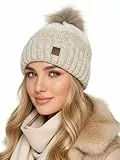 Baesics Wintermütze Creme mit Zopfmuster Damen Herren – Gefütterte Bommelmütze mit Kunstfell Pompon, Strickmütze Beanie Stil, Made in EU, One Size, Warm & Elastisch mit Fleecefutter