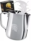 Barista Legends® Milchkännchen Edelstahl 1000ml mit speziellem Latte Art Ausguss - Milchschaumkännchen Hochglanz Poliert - Barista Milchkanne Edelstahl - Barista Zubehör