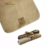 TILLHÅLL Sitzkissen aus 100% Reiner Schurwolle für Indoor & Outdoor | Aufrollbare Sitzunterlage für unterwegs | Premium Qualität Made in Germany | Erhältlich in braun oder beige (Beige)