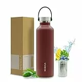 NAQULA® Thermosflasche 750 ml mit Tragegriff und abnehmbarem Sieb f Tee od Früchte. Edelstahl Trinkflasche auslaufsicher, kohlensäurehaltige Getränke geeignet, Isolierflasche heiß und kalt. (Rot)