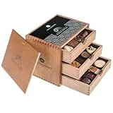 CHOCOLISSIMO Schokolade Geschenk - Pralinen Geschenk - 30 edle Pralinen im Holzkästchen - Geschenkidee Weihnachten, Geburtstag, Valentinstag - für Mann, Männer, Vater, Frau, Frauen, Mama - ChocoGrande