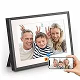 KODAK Digitaler Bilderrahmen 10 Zoll WiFi, Digitaler Bilderrahmen mit wiederaufladbarem Akku, HD IPS Touchscreen Smart Cloud Bilderrahmen mit 32GB (10 Zoll Holz mit Akku)