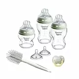 Tommee Tippee Natural Start Starterset aus Glas, Neugeborene, 150-ml- und 250-ml-Anti-Kolik-Babyflaschen mit Besonders langsamer und Langsamsauger, brustähnliche Sauger, selbststerilisierend