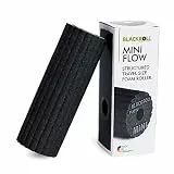 BLACKROLL® MINI FLOW Faszienrolle (15 x 5 cm), kleine Fitness-Rolle mit geriffelter Oberfläche, handliche Massagerolle für unterwegs, im Büro & Fitnessstudio, mittlere Härte, Made in Germany, Schwarz