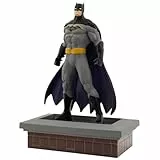 DC Comics Batman - Bullyland Figur, perfekt als Spielzeug, Dekoration und kleines Geschenk für Kinder ab 3 Jahren und Sammler, detailgetreue 15 cm Justice League Sammelfigur für Kidults 11240