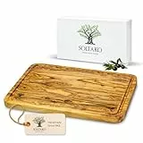 SOLTAKO Schneidebrett Olivenholz mit Saftrille 40 x 30 cm 'The Wood Master L' - massives Servierbrett, Tranchierbrett aus Oliven Holz