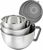 Rorence Rührschüssel Set Edelstahl mit Deckel, 3er Set Mixing Bowls mit Ausgießer & Anti-Rutsch-Boden, Küchenschüssel aus Edelstahl 18/8, 1,4L 2,8L 4,7L, Spülmaschinenfest (Grau)