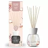 Yankee Candle Signature Diffusor mit Rattanstäbchen | Pink Sands | 100ml | bis zu 10 Wochen Duft | Recycelbare Verpackung | Perfekte Geschenke für Frauen