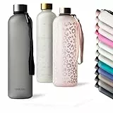 MAMEIDO Trinkflasche mit Zeitmarkierung 1 l Kohlensäure geeignet, auslaufsichere Water Bottle mit Zeitmarkierung, Wasserflasche BPA frei für Sport, Gym & Büro (Carbon Grey)