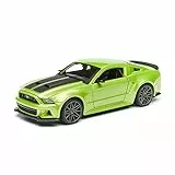 Maisto 31506 - Modellauto 1:24 Ford Mustang Street Racer 14, metallic hellgrün, grün