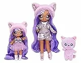 Na! Na! Na! SurpriseFamilie - 3er Set Plüschpuppen - 2 Modepuppen mit langen Haaren und 1 Haustier - Lavender Kitty Familie - 12 Accessoires und Outfits und ein niedliches Plüschkätzchen
