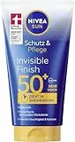 NIVEA SUN Schutz & Pflege Invisible Finish LSF 50+, wasserfester Sonnenschutz mit Hyaluron, schnell einziehende Sonnencreme für intensive Feuchtigkeit ohne weiße Rückstände (150 ml)