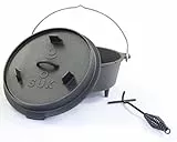 SOUK ONE Dutch Oven Set [9 L] - Eingebrannter Gusstopf mit Füßen Feuertopf aus Gusseisen mit praktischem Deckelheber und Edelstahl Untersetzer (9 Liter)