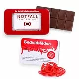 Liebeskummerpillen 2er Set mit Notfallschokolade & Geduldsfäden – lustige Süßigkeiten für Kollegen, Freunde & Familie - Vollmilchschokolade & Erdbeer Fruchtgummi - Anti Stress Mitbringsel