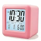 Plumeet Digitaler Reisewecker, Einfach Einzustellen, mit Schlummermodus, Weichem Nachtlicht, Großem Zeit-, Monats-, Datums- und Alarm-Display, Ansteigendem Soundalarm, Handgerät-Größe (Hellrosa)
