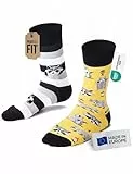 Many Mornings - Mismatched Socken - Lustige Socken Unisex - Waschbär Socken - Geschenkidee - Design: Raccoon Bandit - Made in EU - 43-46