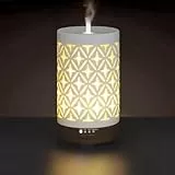 Earnest Living Aroma Diffuser für Ätherische Öle 100 ml - Weißer Keramik Raumduft Duftöl Diffuser - Elektrische Duftlampe, Luftbefeuchter, Nachttischlampe - 7 Lichtfarben, Timer, Abschaltautomatik