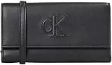 Calvin Klein Damen Geldbörse Sculpted Long Fold mit Tragegurt, Schwarz (Black), Einheitsgröße