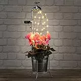 Haushalt International Solar LED Gartendeko Wasserhahn mit Lichterkette 30 LED in warmweiss - Gartenbeleuchtung 60 cm hoch - Balkon Deko & Garten Deko in Antik-Silber - Blumentopf herausnehmbar