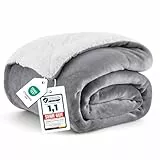 BEDSURE Decke Sofa Kuscheldecke Grau - warm Sherpa Sofaüberwurf Decke, Dicke Sofadecke Couchdecke, 150x200 cm XL Flauschige Wohndecke für Couch