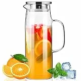 PARACITY Wasserkaraffe 1,5L, Karaffe mit Deckel und Ausgießer, Warm-/Kaltwasserkrug, Glaskaraffe für das Regal des Kühlschranks, Karaffe aus Borosilikatglas für Limonade, Saft und Milch