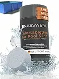 NASSWERK Multitabs Pool 5 in 1 (1kg) | 200g Pooltabs Multitabs 5 in 1 mit Chlor, Algizid, pH Stabilisator, Flockungsmittel & Reiniger | Langzeit Chlortabletten für Pool 5 in 1 für sauberes Poolwasser