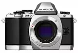 Olympus OM-D E-M10 Systemkamera (16 Megapixel, Live MOS Sensor, True Pic VII Prozessor, Fast-AF System, 3-Achsen VCM Bildstabilisator, Sucher, Full-HD, HDR) nur Gehäuse silber