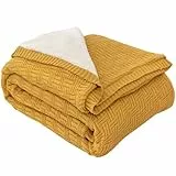 MYLUNE Home Sherpa Decke Baumwolle Strickdecke Öko-Tex 180x200cm 660GSM Dicke Kuscheldecke Flauschig Sofadecke Wohndecke Tagesdecke Bettüberwurf Warme Gehäkelte Decke Herbst Winter Blanket Senfgelb