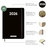 matabooks – A5 Kalender Samaya 2026 Farbe: Black (DE/EN): Veganer Jahresplaner aus nachhaltigem Graspapier