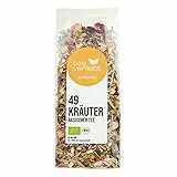 teeverliebt - Basischer Kräutertee 49 Kräuter Bio 90 g I loser Tee mit 49 erlesenen Bio-Kräutern I Basischer Wohlfühl-Tee mit Löwenzahn Alantwurzel Salbei Brennessel Zimt Apfel uvm.