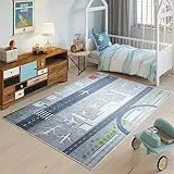 TAPISO Emma Teppich Waschbar bei 30 Grad Grau Blau Straße Verkehr Flugzeug bedruckter Kinderteppich Antirutsch Kinderzimmer Jugendzimmer Modern ÖKO-TEX 80 x 150 cm