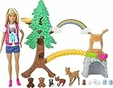 Barbie GTN60 - Waldtier-Forscherin Spielset mit Blonder Puppe und 10 Tierfiguren, Spielzeug ab 3 Jahren