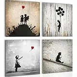 Novart Bilder Set Banksy Collage - KOMPLETT AUFHÄNGFERTIG - Grau Rot Orange Wohnzimmer Schlafzimmer - 4 Moderne Wandbilder - N039243a