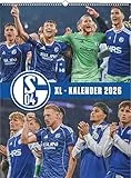N Neumann - FC Schalke 04 2026 – Wandkalender XL 48x64 cm mit 12 Monatsblättern, internationalem Kalendarium & Spiralbindung, Fußball-Posterkalender mit Spielerfotografien für Fans: XL-Kalender 2025