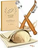 KRUSTENZAUBER Bäckerleinen und Bäckermesser Set - 2X Leinentuch 75x45cm + 2X Teigmesser - Brot Backen Zubehör, Teigschneider, Brotmesser, Gärfolie, Teigtuch, Sauerteig Starter Set, Brotklinge