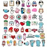 50 Stück Schuhanstecker Anstecker,Mädchen Schuhschmuck,Schuh Charms,Pins Anstecker for Crocs,Arzt Nurse Pins Zubehör für Clogs Dekorationen,Nurse Accessories für Clogs DIY Dekorationen Geschenk
