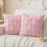La Desire 2 Kissenbezüge, 45 x 45 cm, Dekokissenbezüge mit rosa Schleifenmuster, Kissenbezug mit weichem Plüsch-Kunstfell-Jacquard-Dekor für Schlafzimmer, Sofa, Couch, Ferienhauskissen